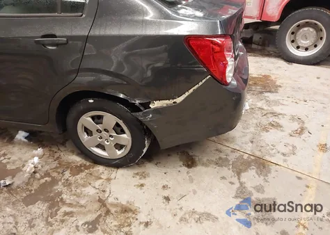 2016 Chevrolet Sonic Ls Auto z USA, uszkodzony, nr VIN 1G1JA5SG4G4133333